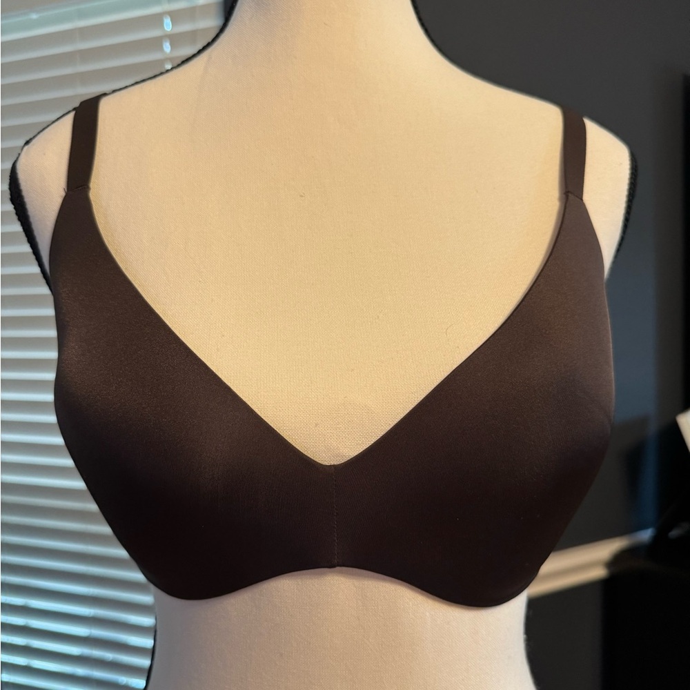 SKIMS Espresso Wireless Push Up Bra size 34 DD